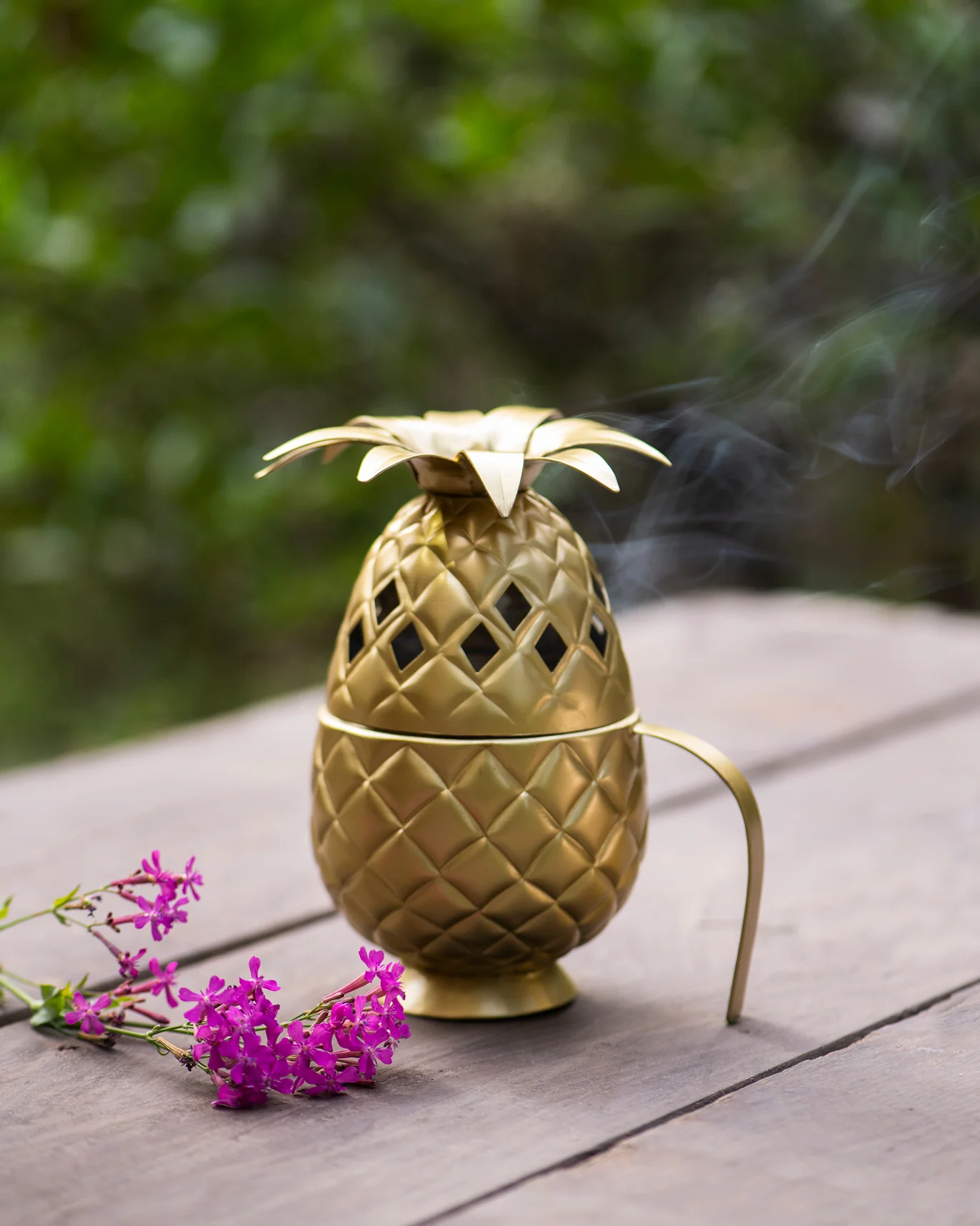 Ananas dhuna