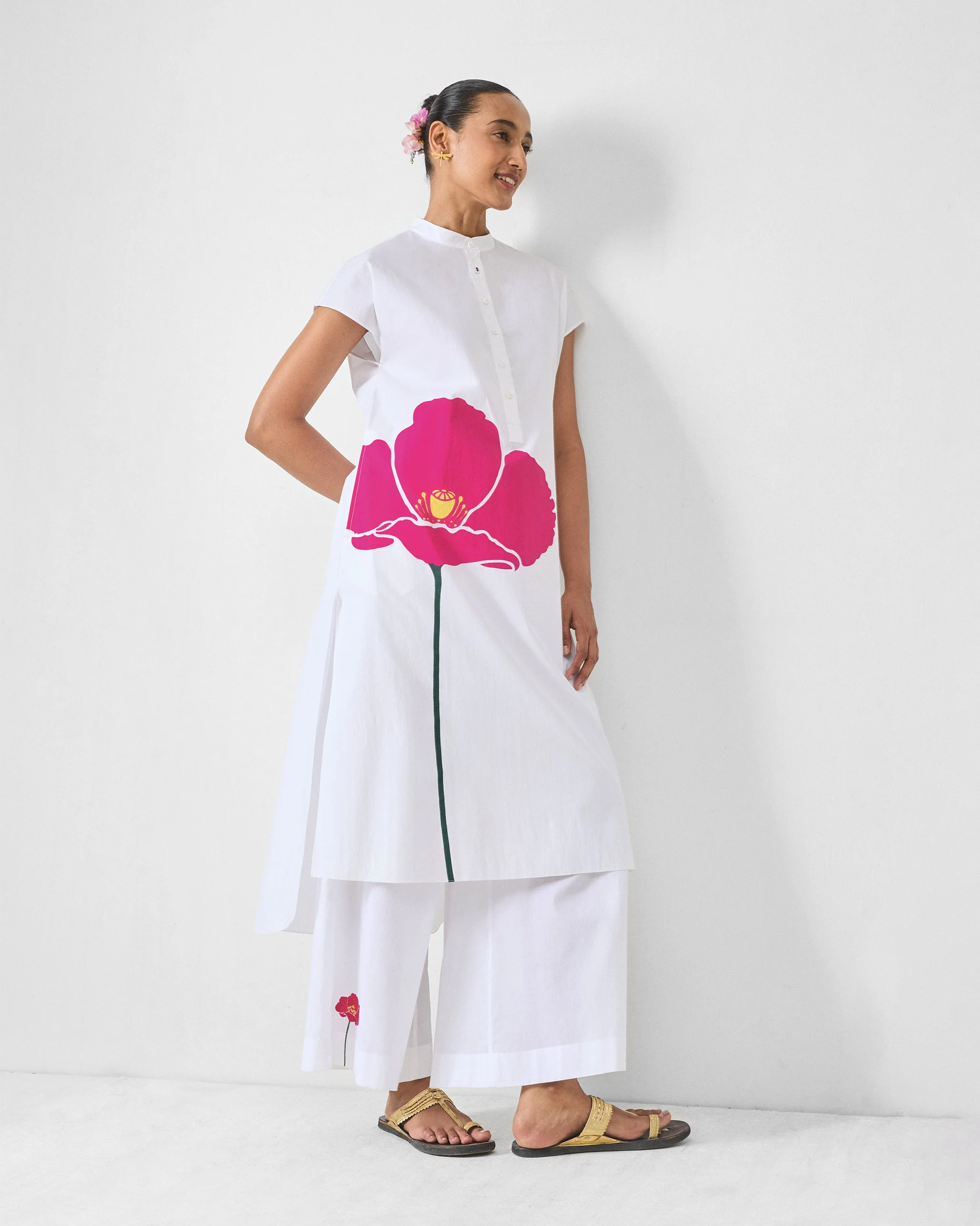 Short Sleeve Kurta - White & Fuchsia Printed - Image 6