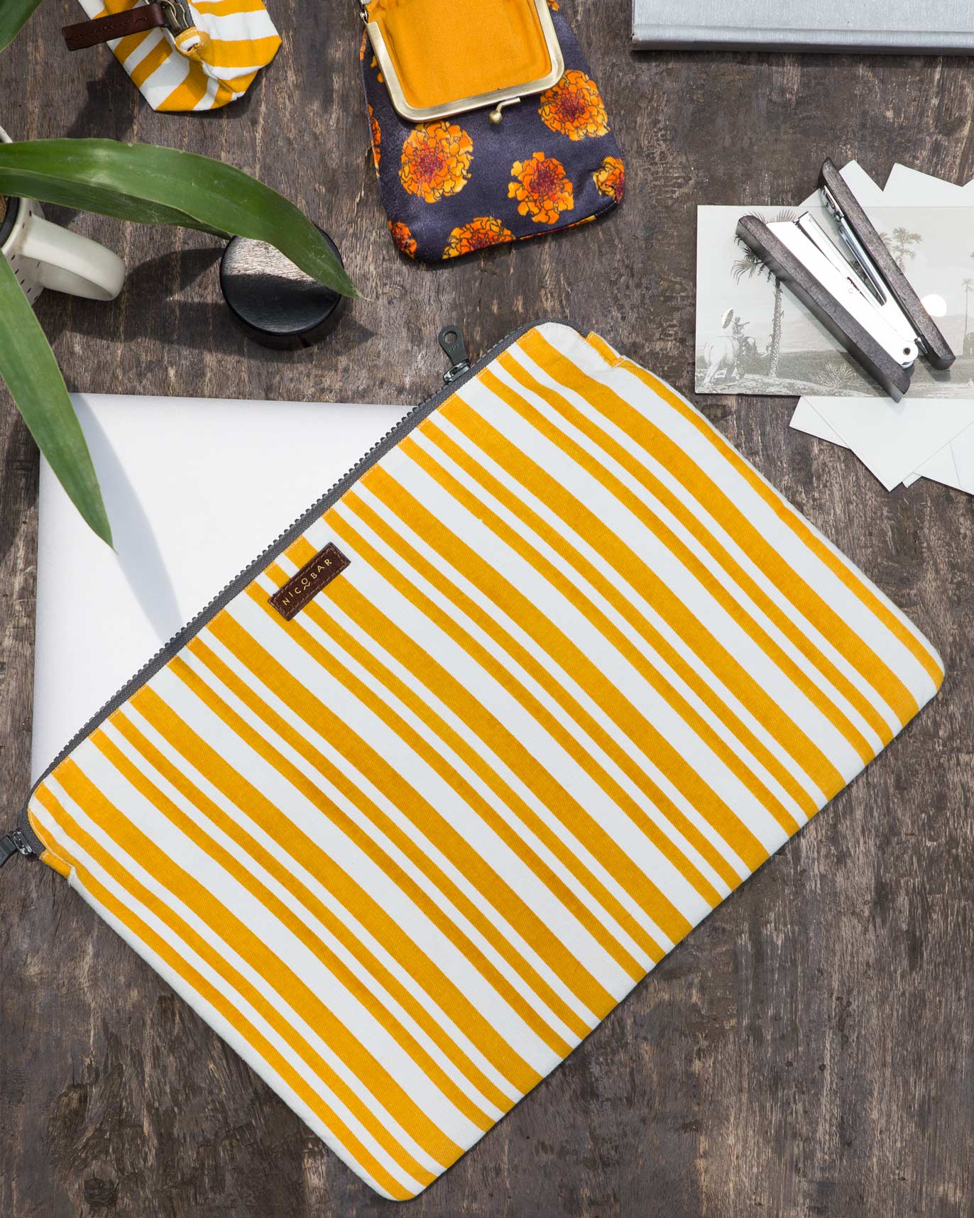 Berber Laptop Sleeve - Image 2