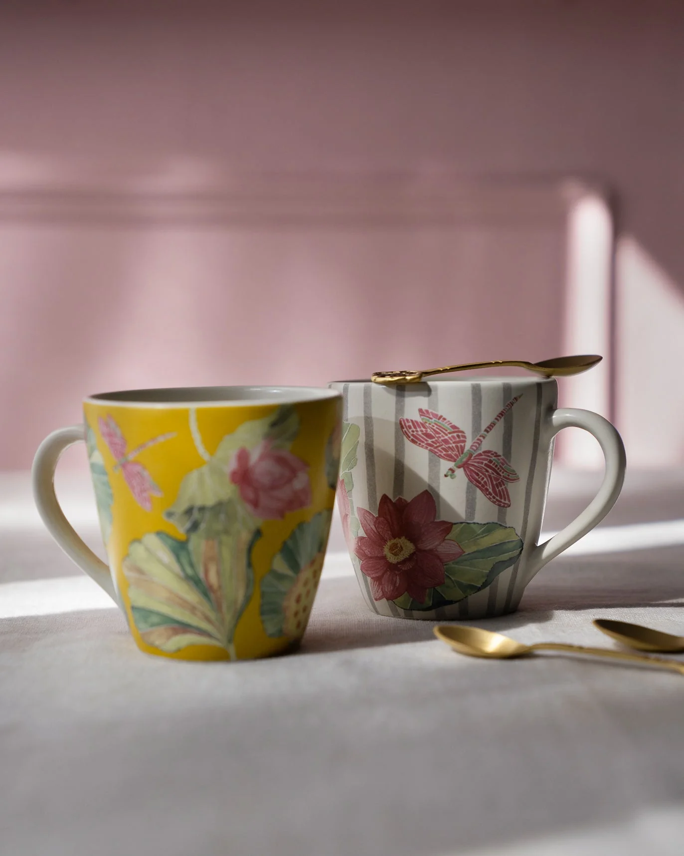Bougainvillea Garden Mug Set - Image 4