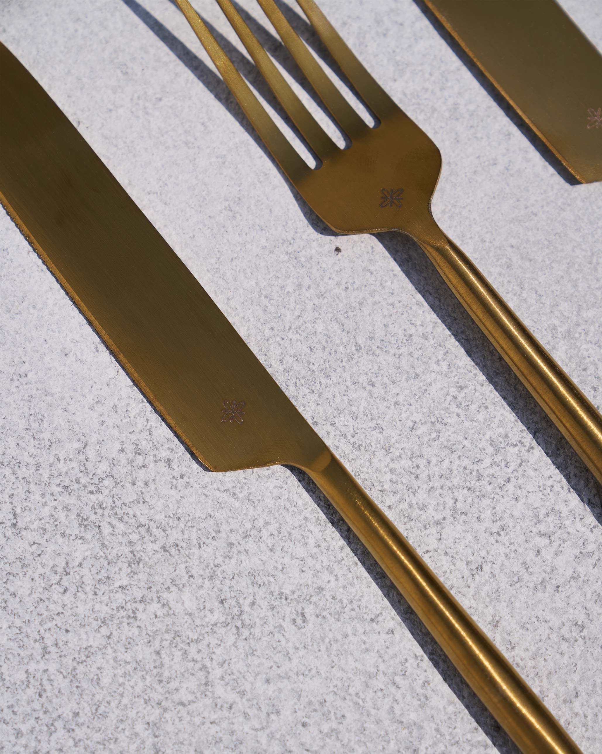 Brass Fez Dinner Set - Image 7