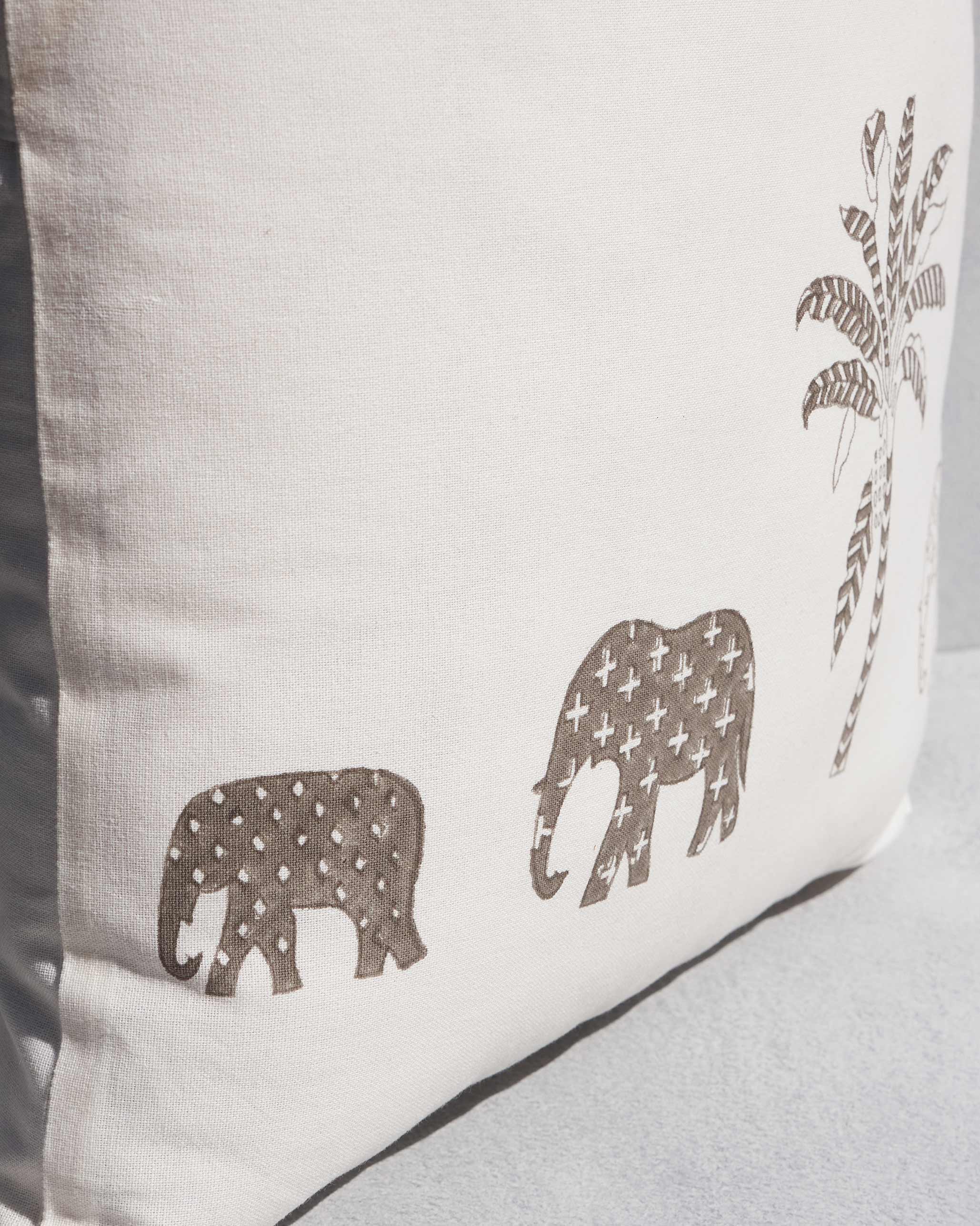 Ele Palm Cushion Cover - Image 2