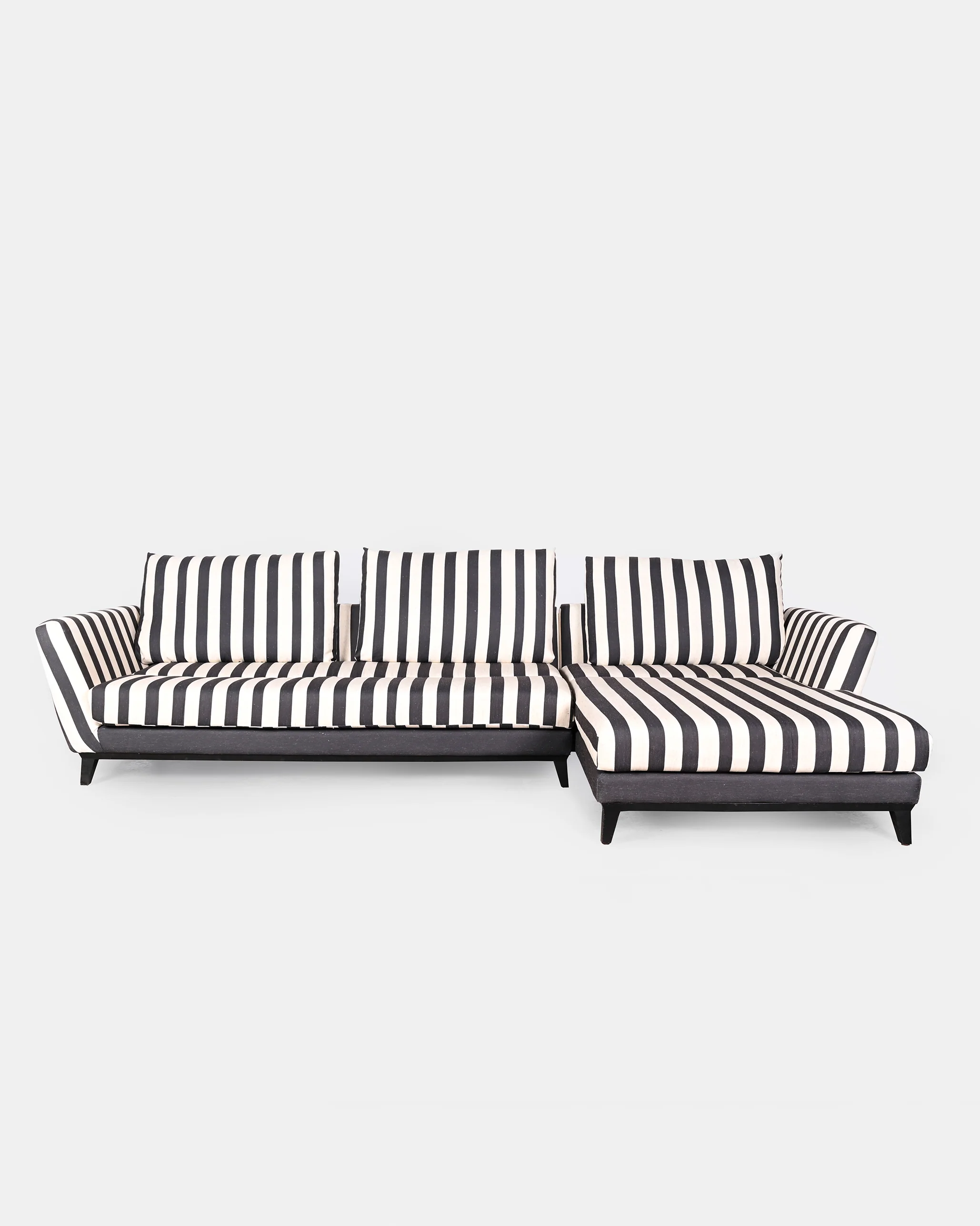 Ele Grove Sectional Sofa - Charcoal