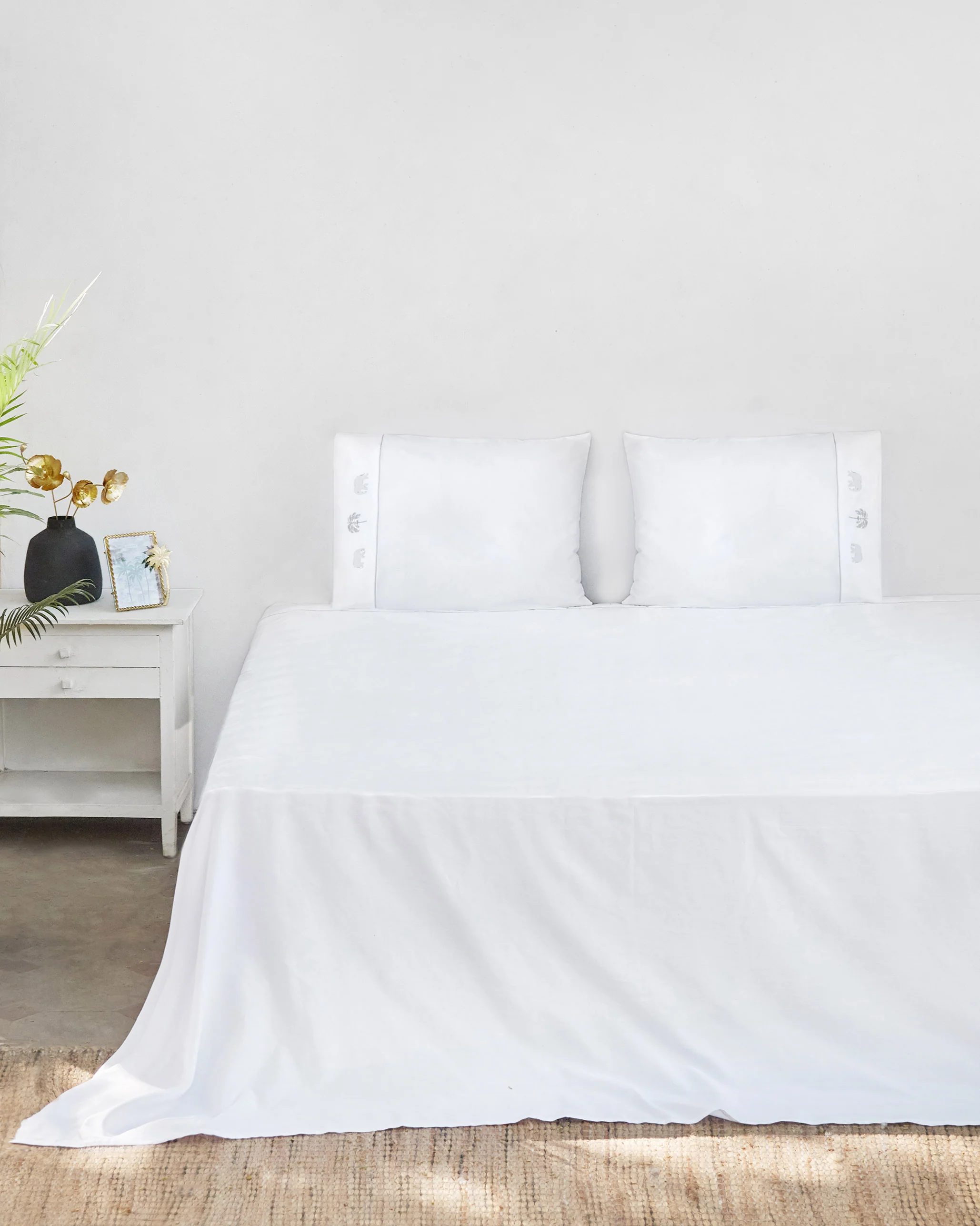 Ele Palm Bedsheet King with Pillow Case Set - Image 8