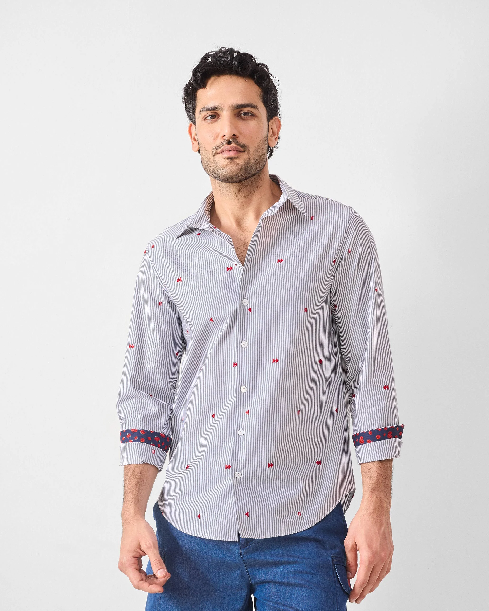 Hakuna Shirt - Red Embroidered