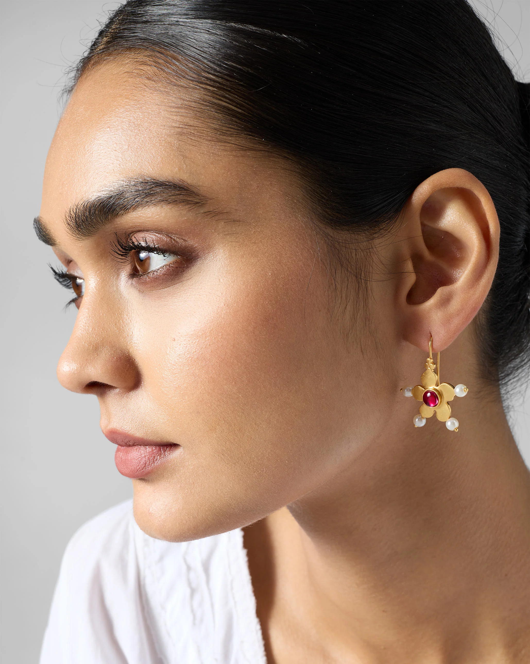 Mini Cutie Earrings - Gold - Image 5