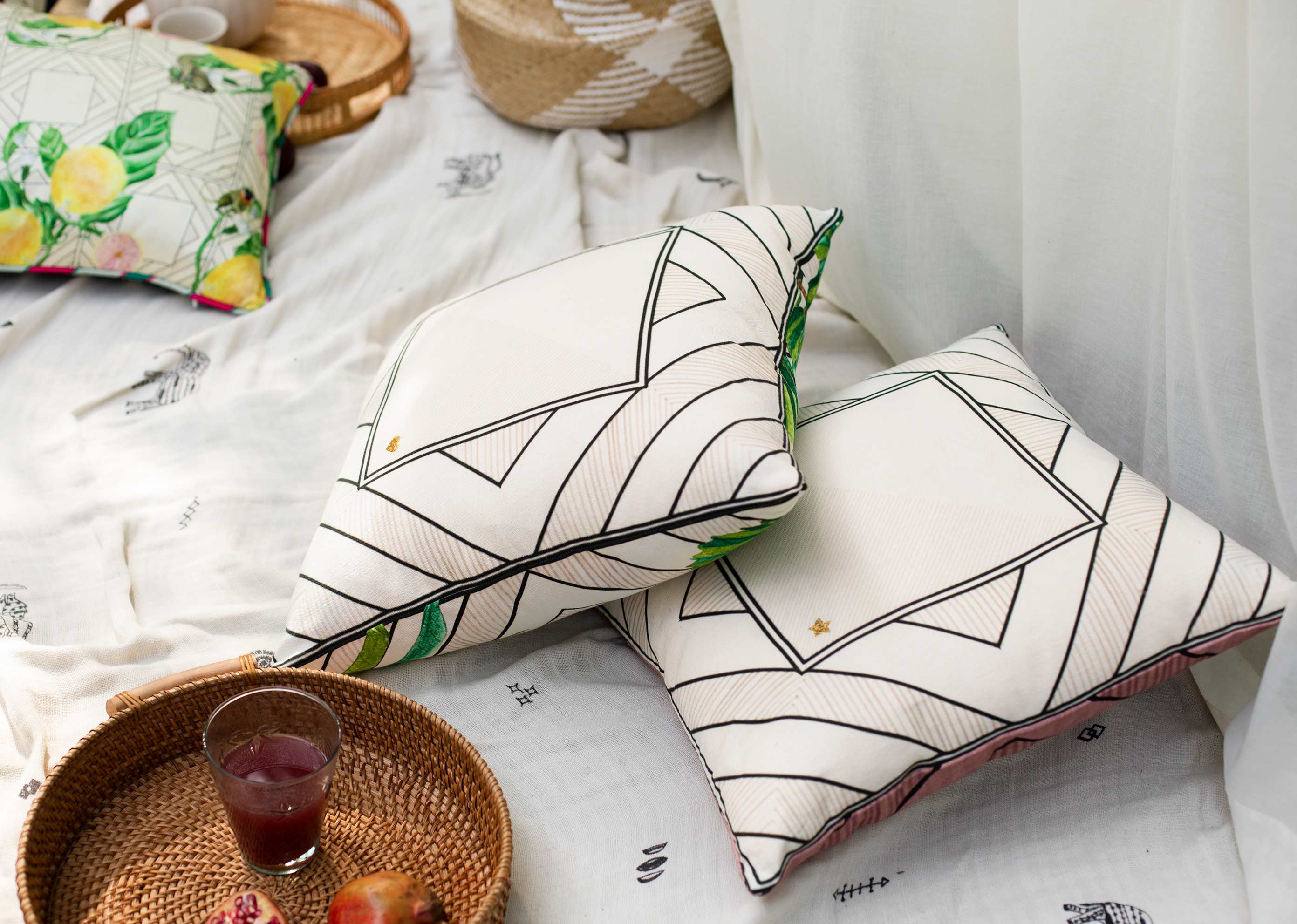 Mirta Cushion Cover - Multi - Image 3