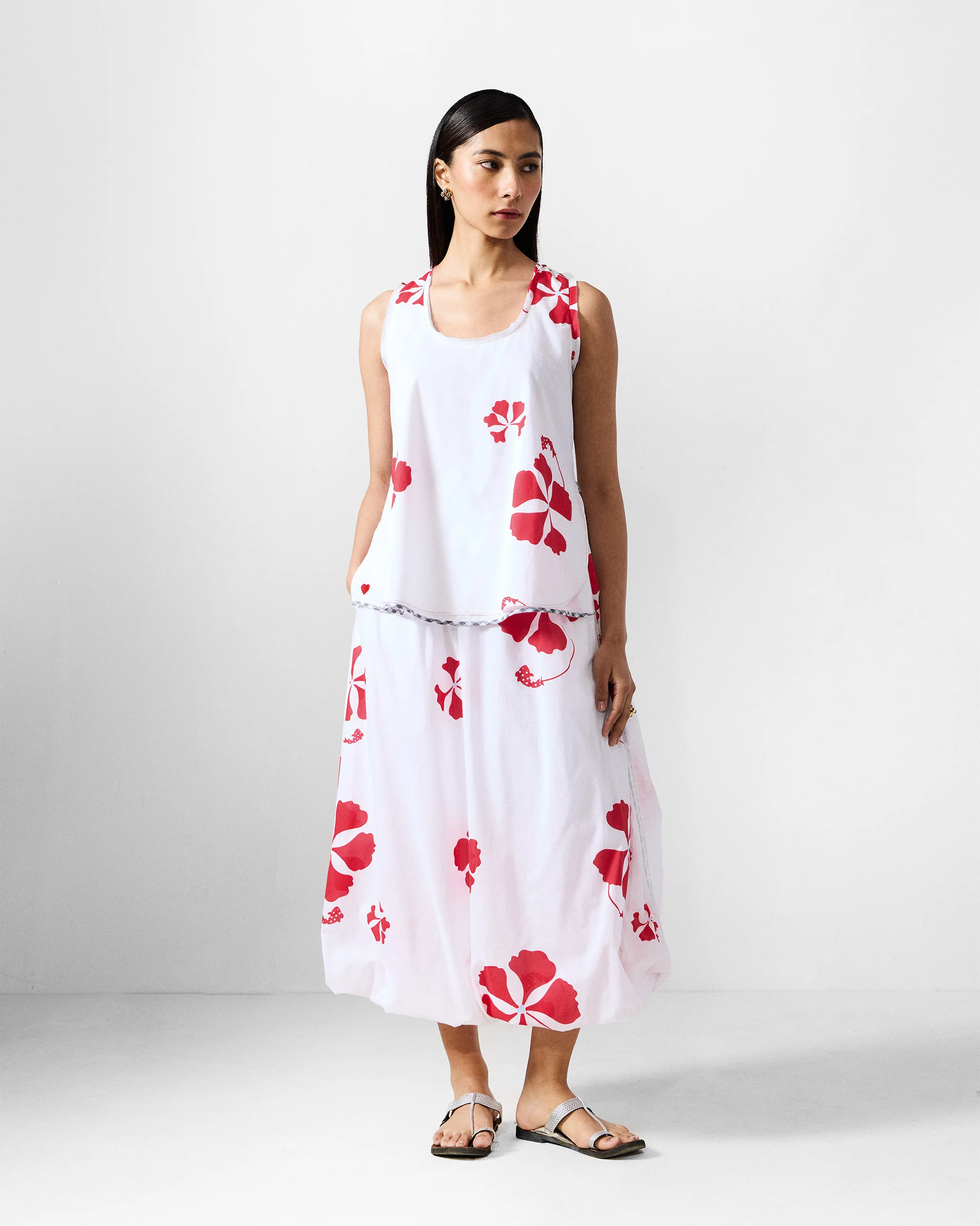 The Kiva Set - White & Red Printed