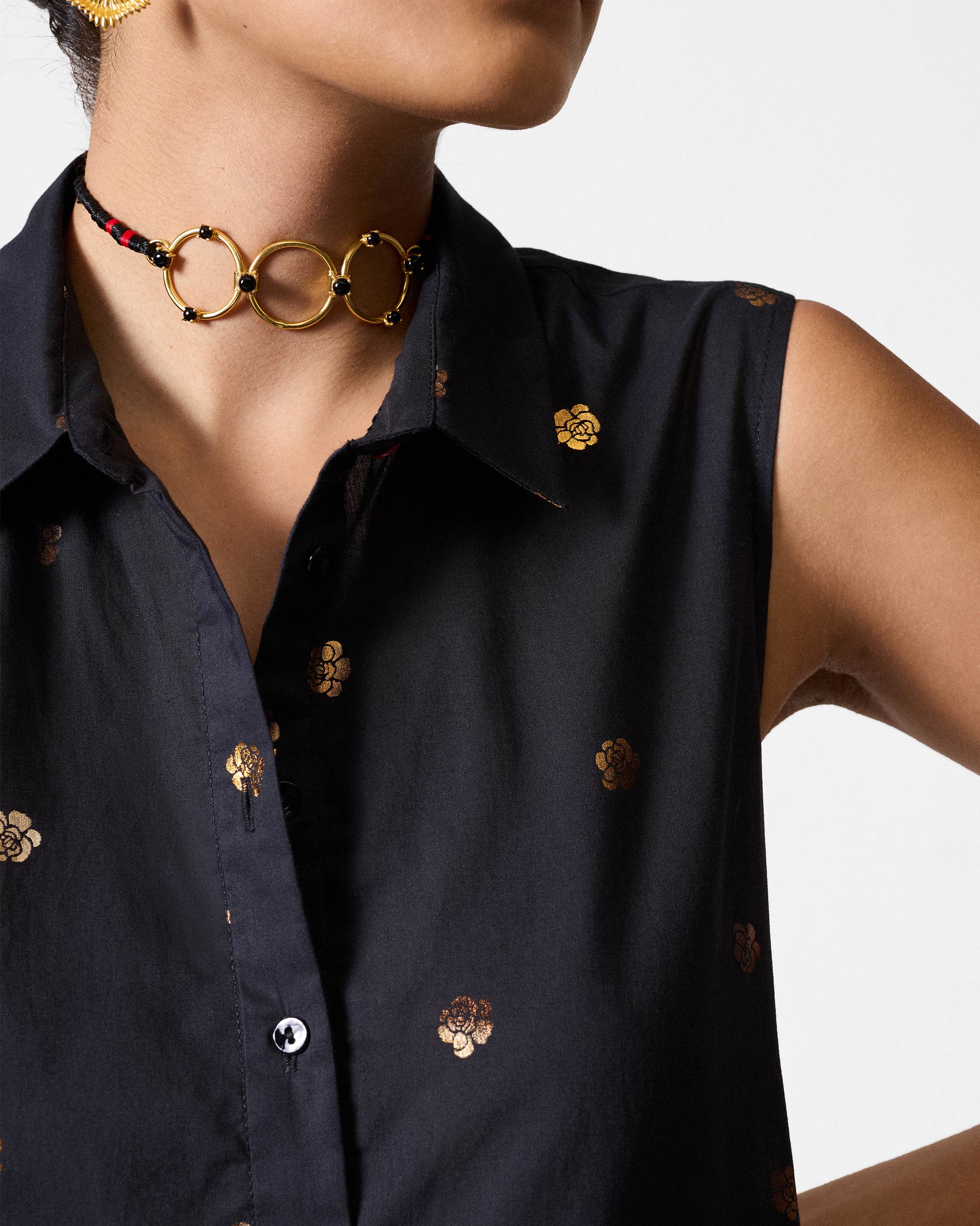 The Parallel Kurta Set - Black & Gold Printed - Image 4